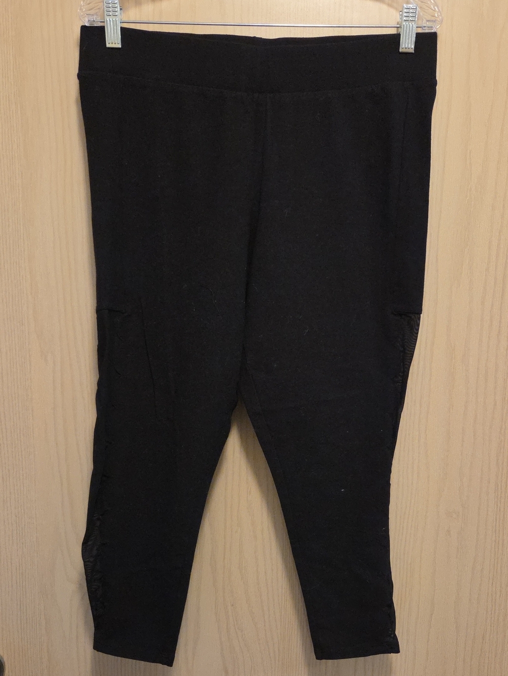 Torrid Cropped Black Stretch Mesh Sides Leggings